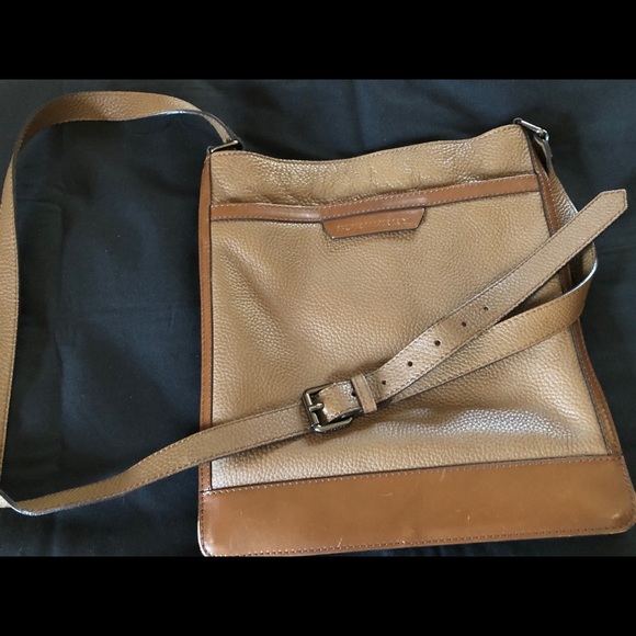Crossbody Burberry bag - Picture 1 of 8